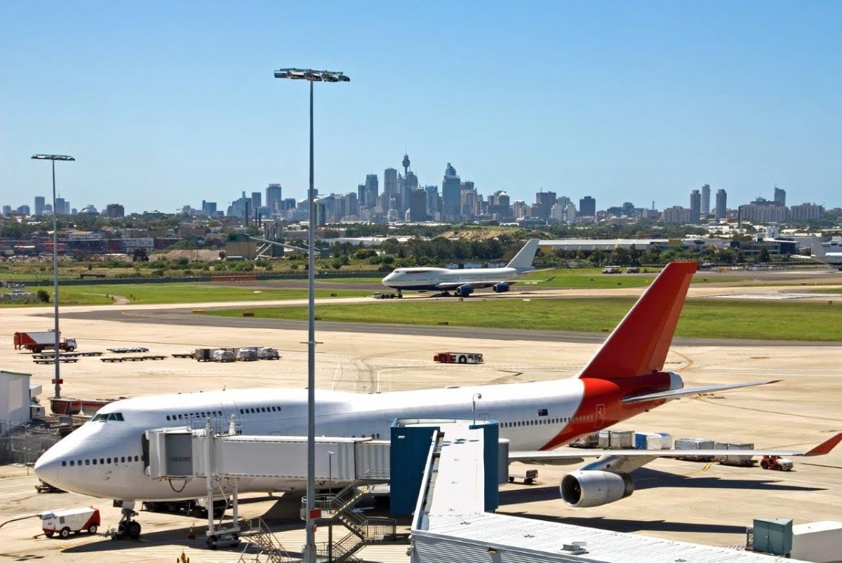 Sydney Airport Qantas Aircraft Plane