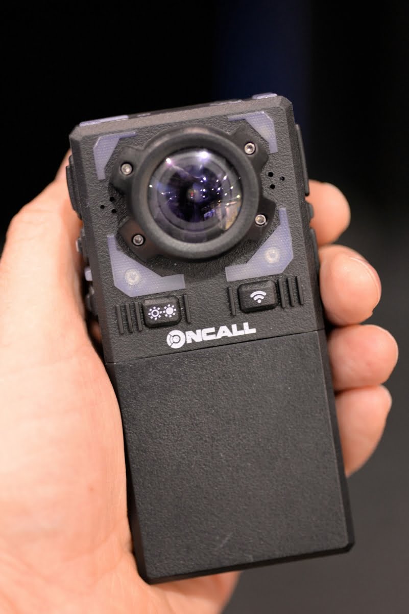 610 3281.jpg MR.jpg LR