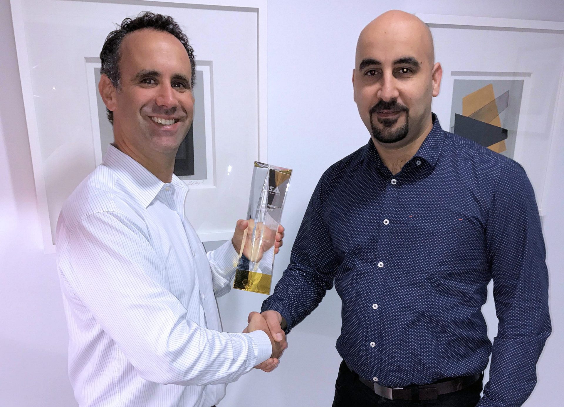 Fredon Security Wins Axis Partner Of The Year Award | SEN.news - No. 1