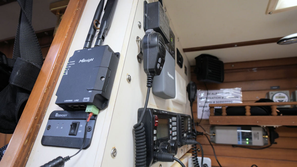 Milesight UR32 Router Review | SEN.news - No. 1