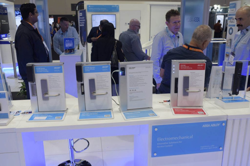 127347 scenes security expo 39