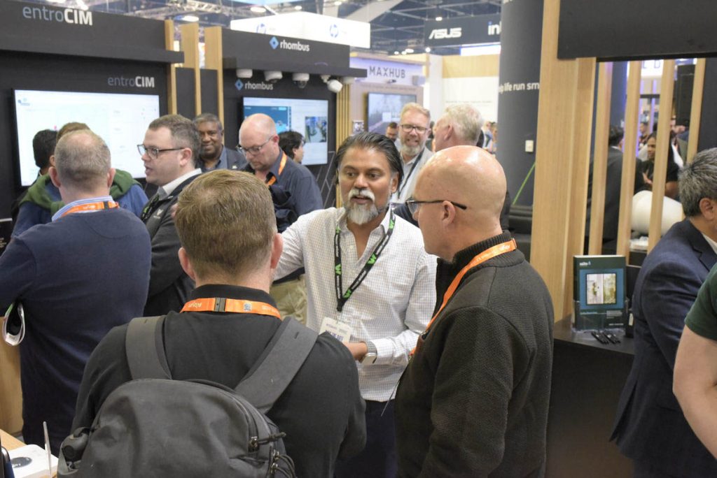 127347 scenes security expo 51