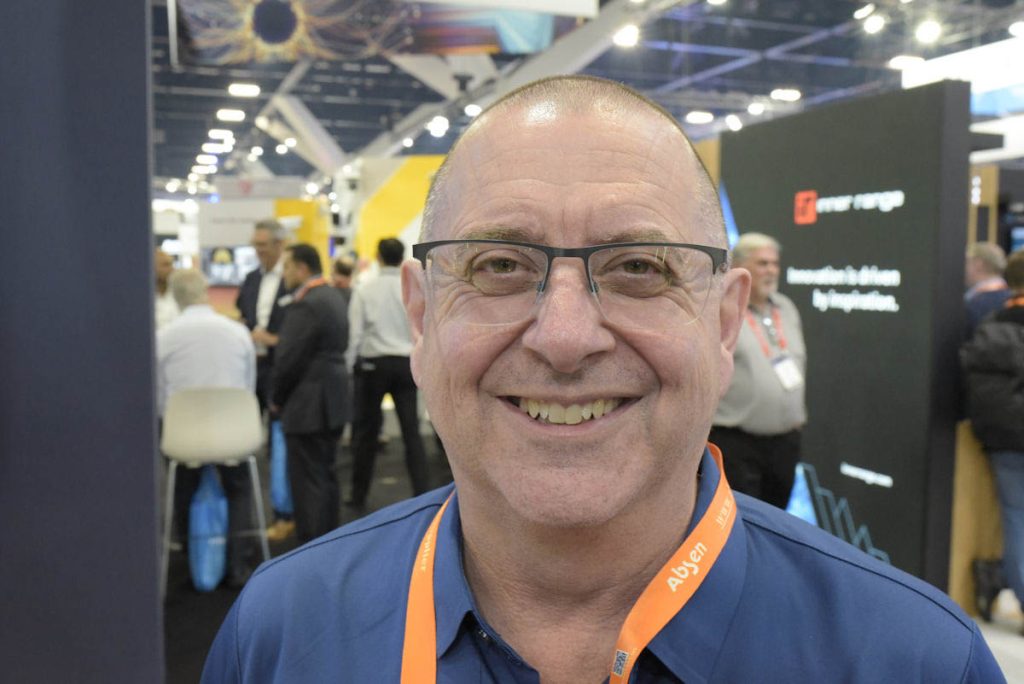 127347 scenes security expo 52