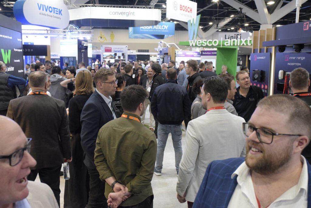 127347 scenes security expo 54