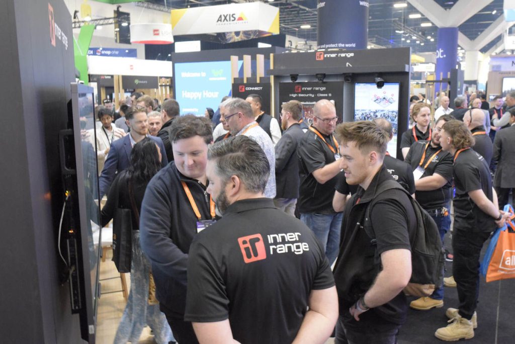 127347 scenes security expo 57