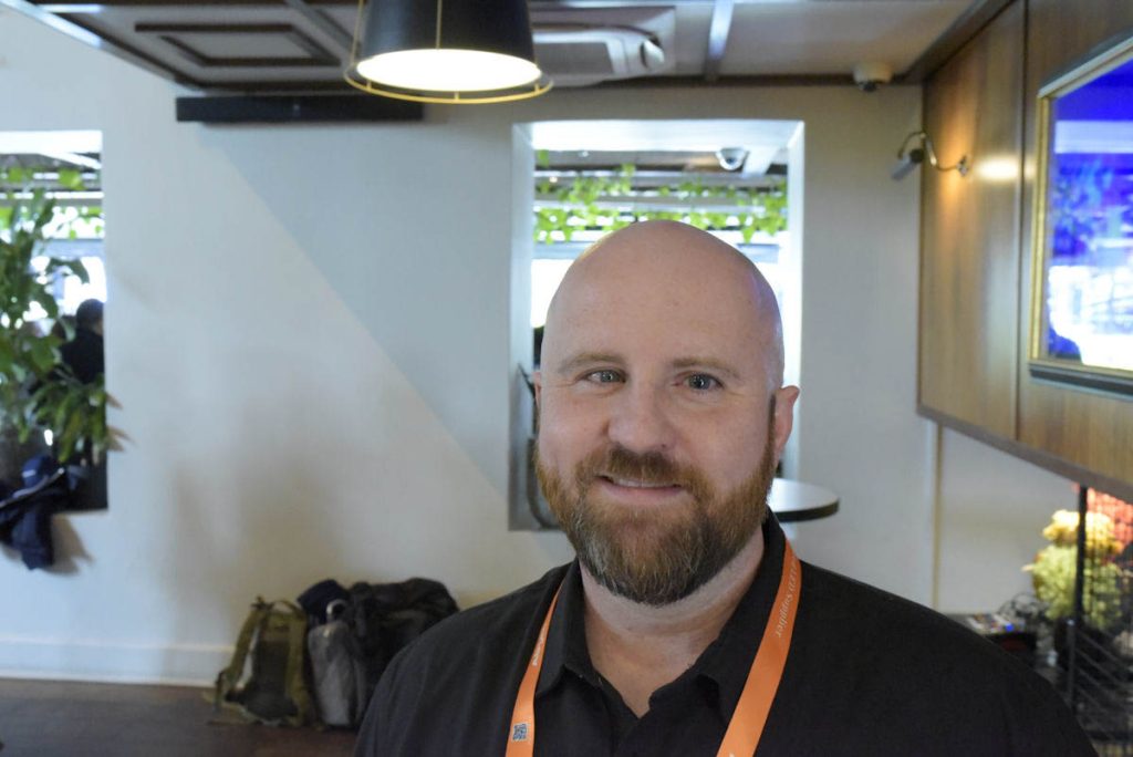 127347 scenes security expo 71