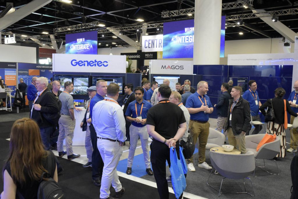 127347 scenes security expo 81