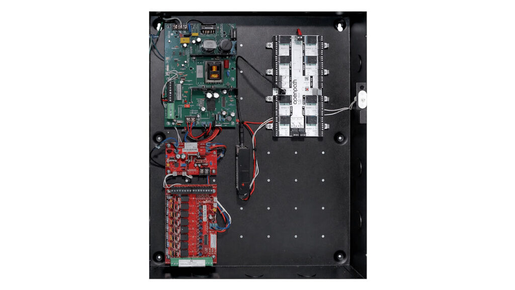 Avigilon 8-Door Smart Hub 1 Avigilon 8-Door Smart Hub