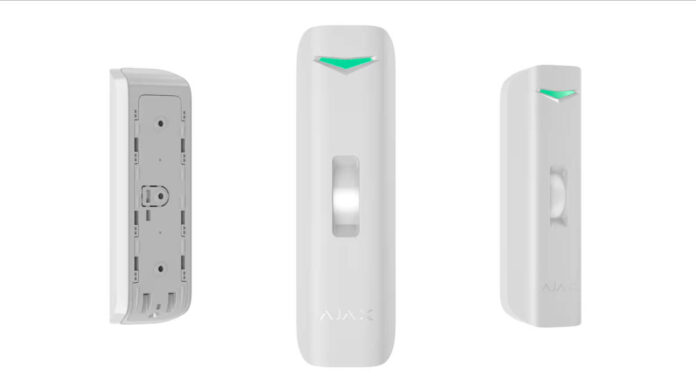 Ajax Curtain Outdoor Mini Jewelle