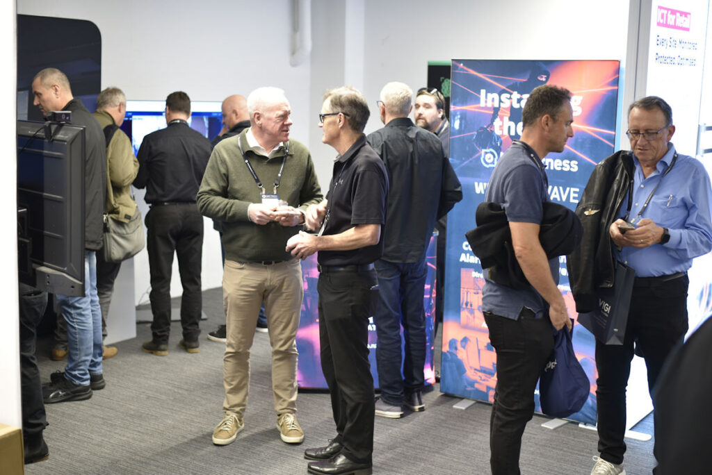 135628 huge auckland 2026 014