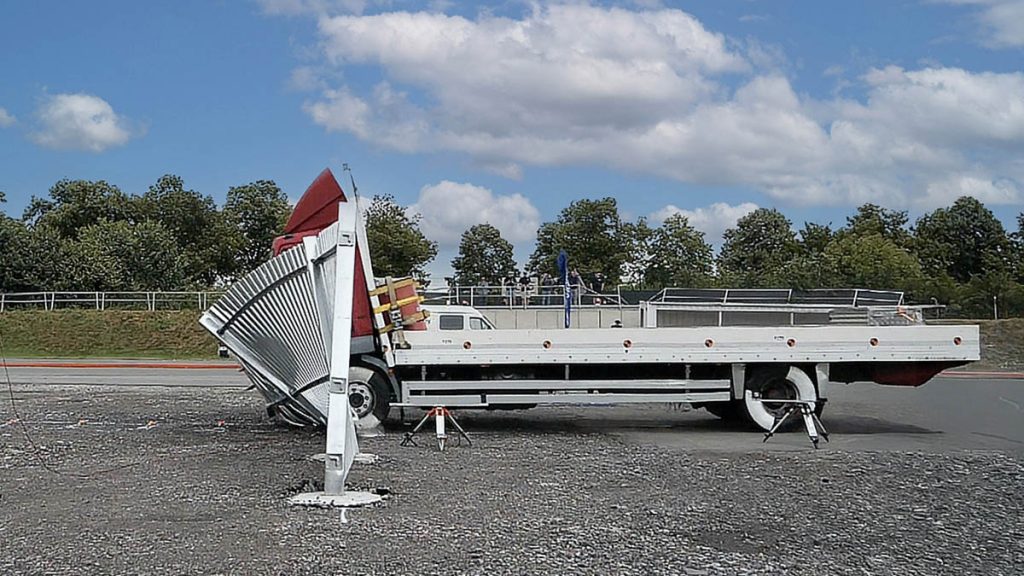 Doogood DooMAX VRF Crash-Rated Palisade Fencing System 2 Doogood DooMAX VRF