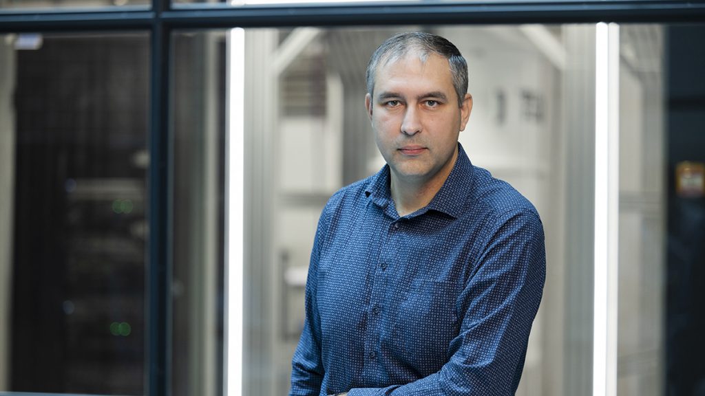 S-Transistors Driving Faster AI 1 S-Transistors Driving Faster AI